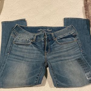 Womens American Eagle jeans, size 8